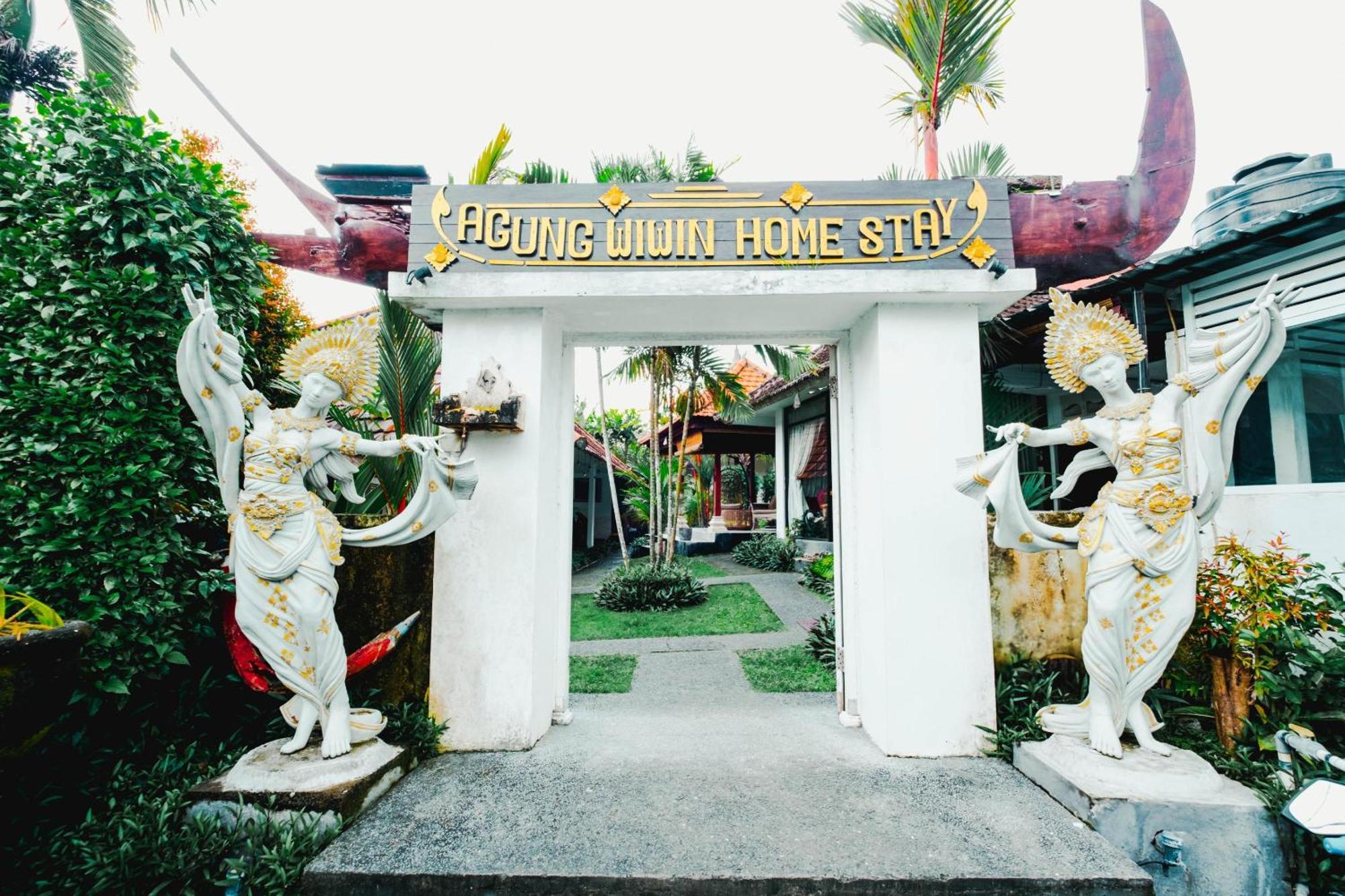 Agung Wiwin Homestay & Restaurant Mengwi Ngoại thất bức ảnh