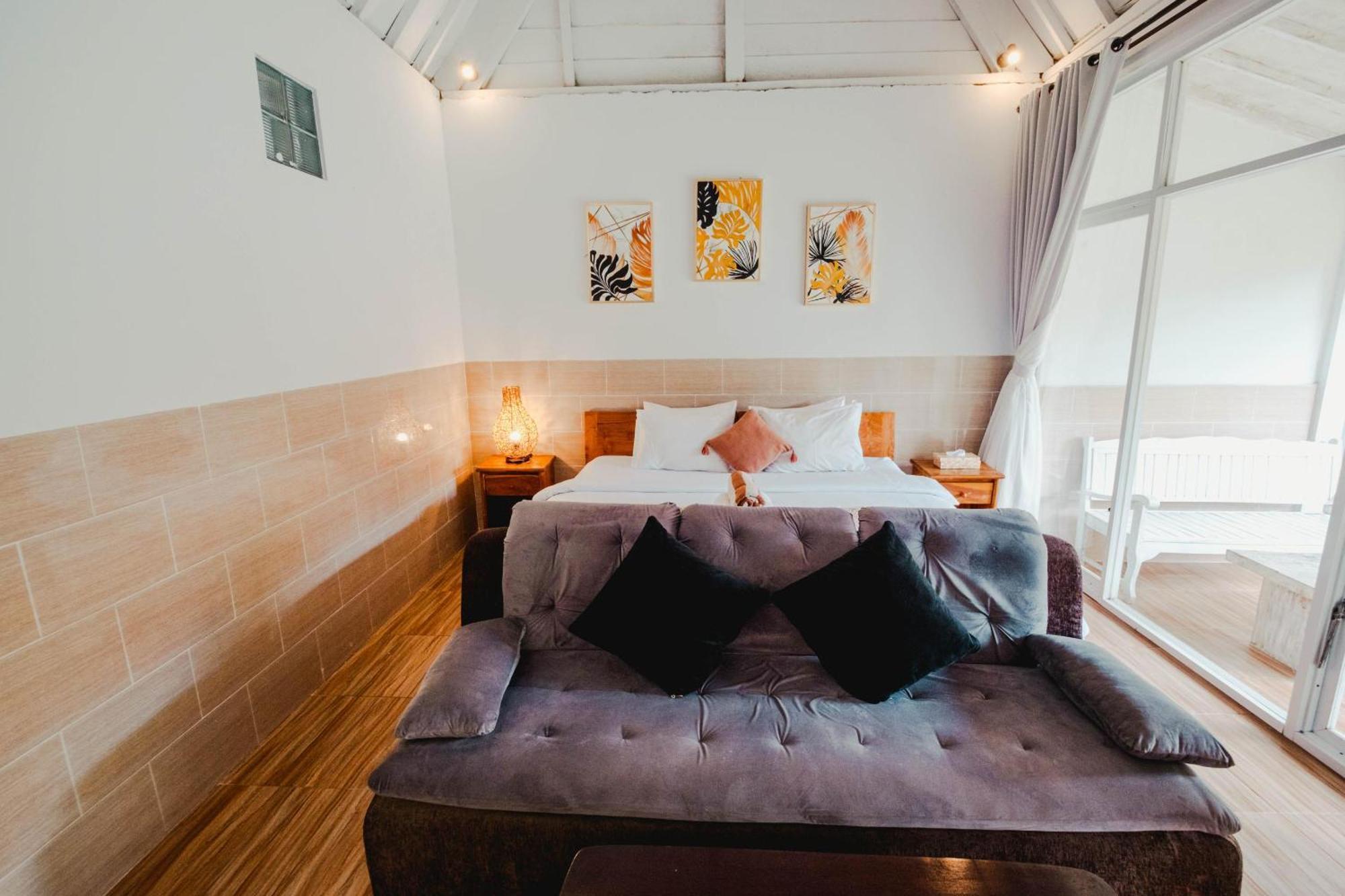 Agung Wiwin Homestay & Restaurant Mengwi Ngoại thất bức ảnh