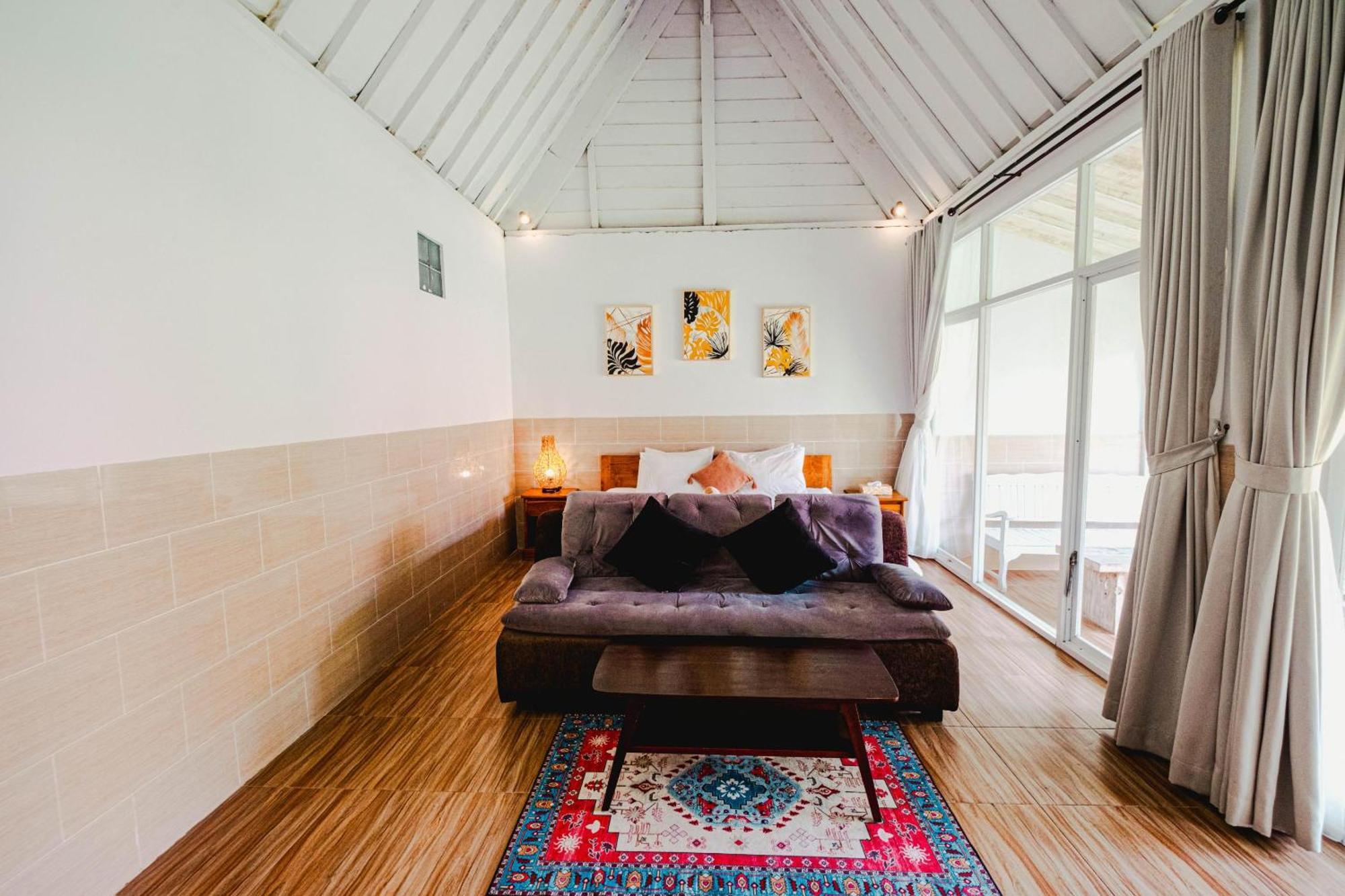 Agung Wiwin Homestay & Restaurant Mengwi Ngoại thất bức ảnh