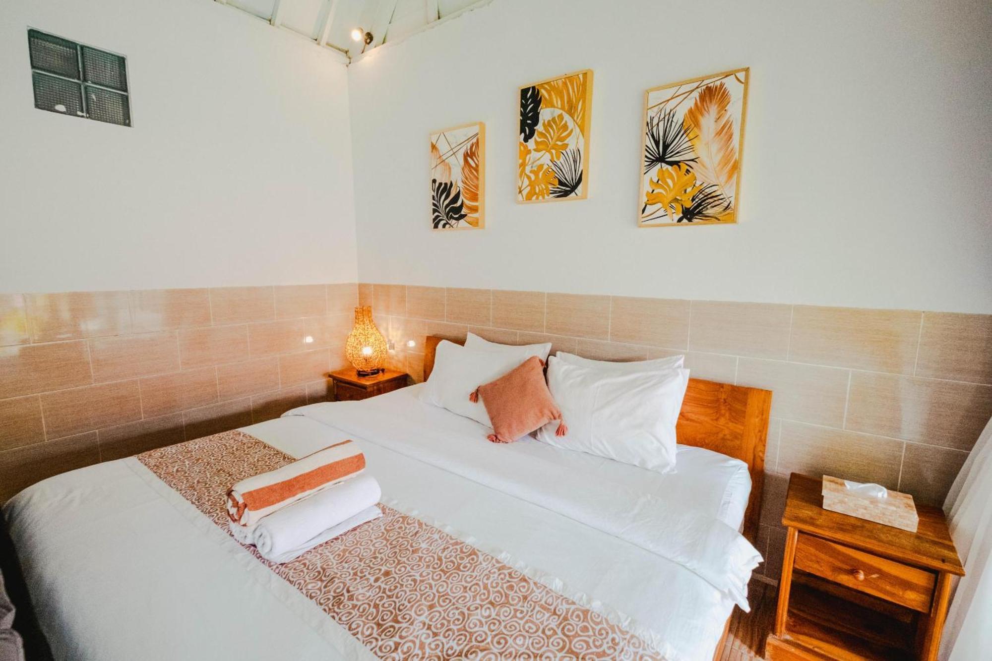 Agung Wiwin Homestay & Restaurant Mengwi Ngoại thất bức ảnh